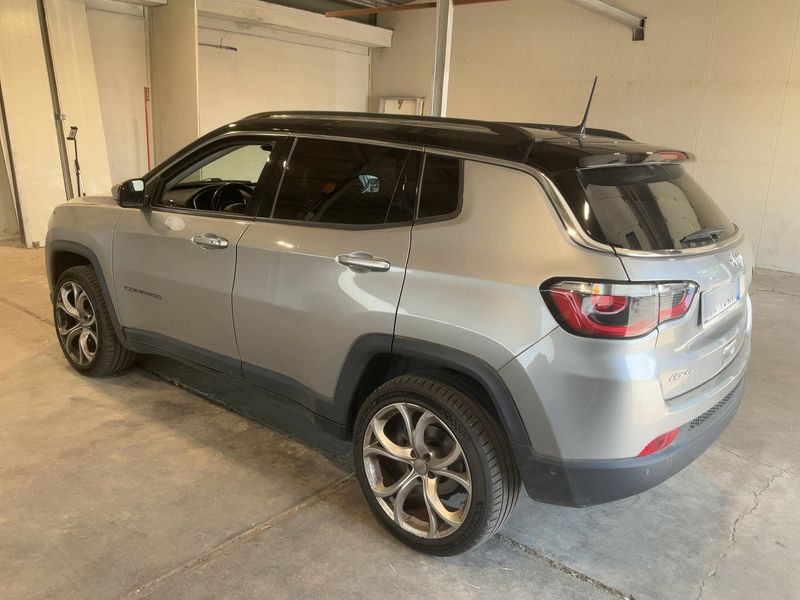 Jeep Compass 2.0 M-Jet Limited 4WD — zdjęcie 3