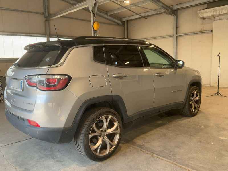 Jeep Compass 2.0 M-Jet Limited 4WD — zdjęcie 6
