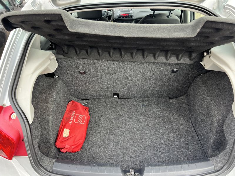 Seat Ibiza 1.2 TDI Reference — zdjęcie 9