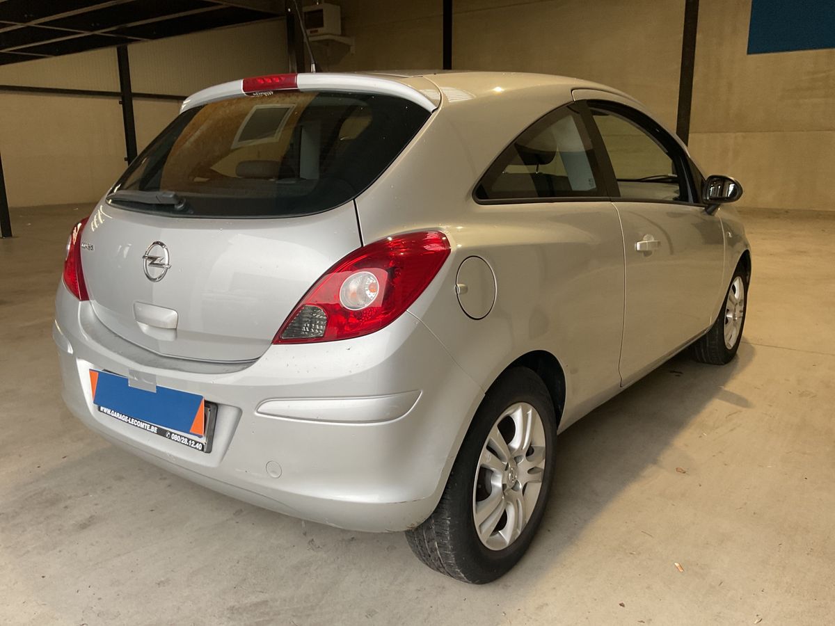 Opel Corsa 1.2 Active