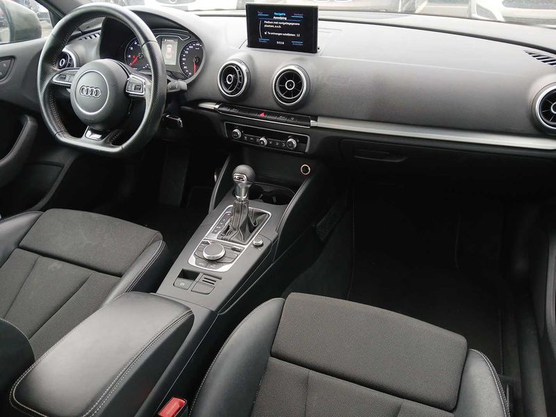 Audi A3 Limousine 1.4 TFSI S line Sportpaket 2015 – снимка 11