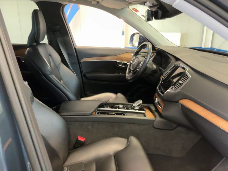 Volvo XC90 2.0 B5 Diesel Mild-Hybrid Inscription AWD — zdjęcie 11