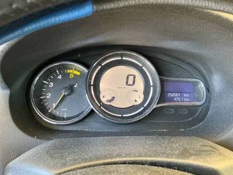Renault Megane 1.5 dCi Limited — zdjęcie 4