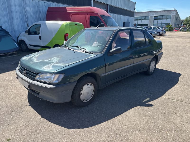 Peugeot 306