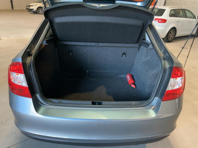 Skoda Rapid 1.2 TSI Ambition — zdjęcie 10