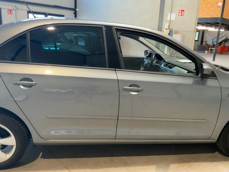 Skoda Rapid 1.2 TSI Ambition — zdjęcie 7
