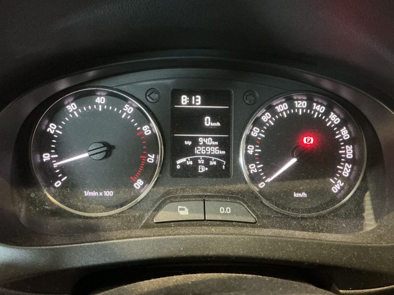 Skoda Rapid 1.2 TSI Ambition — zdjęcie 13