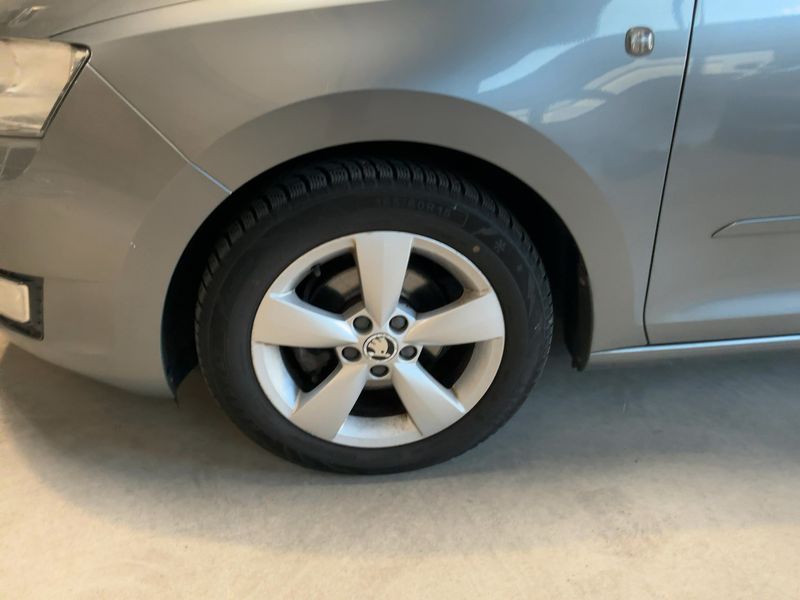 Skoda Rapid 1.2 TSI Ambition 2014 – снимка 3