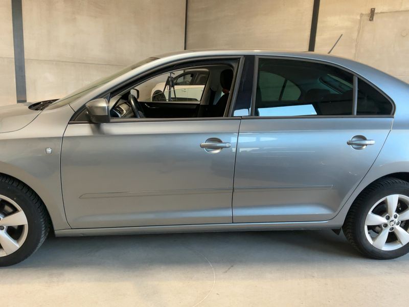 Skoda Rapid 1.2 TSI Ambition — zdjęcie 4