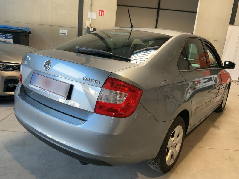 Skoda Rapid 1.2 TSI Ambition — zdjęcie 6
