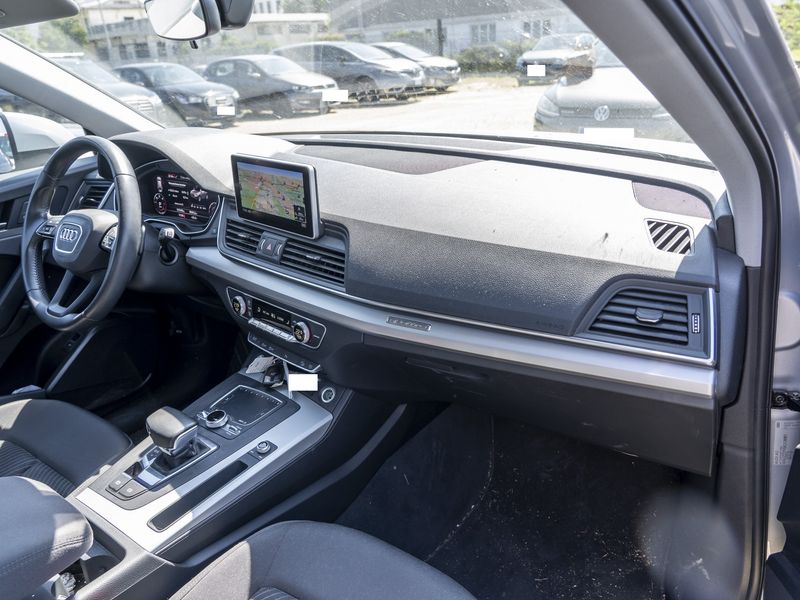 Audi Q5 40 TDI quattro — zdjęcie 10