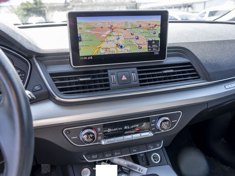 Audi Q5 40 TDI quattro — zdjęcie 12