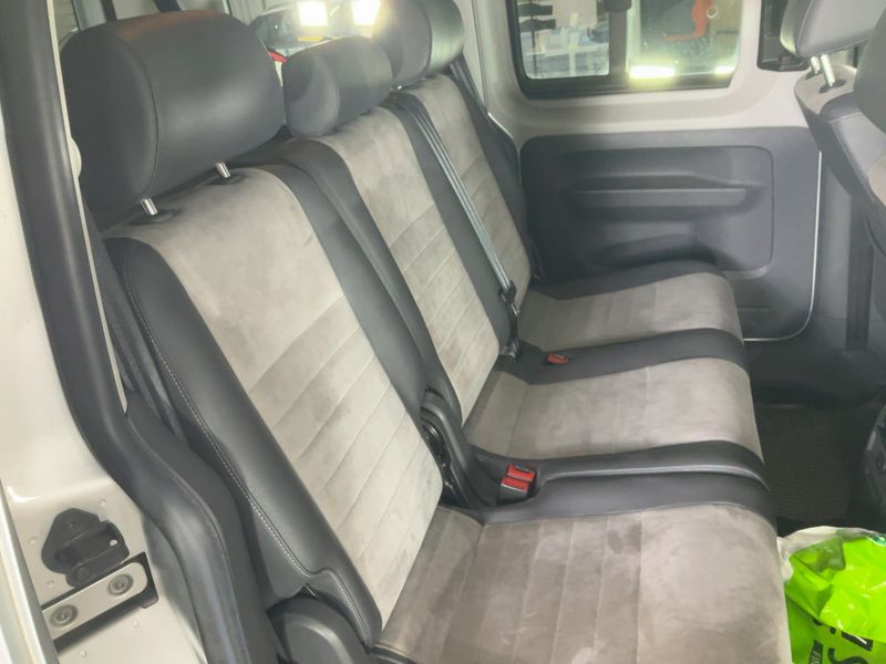 Volkswagen Caddy 2.0 TDI Edition30 — zdjęcie 14