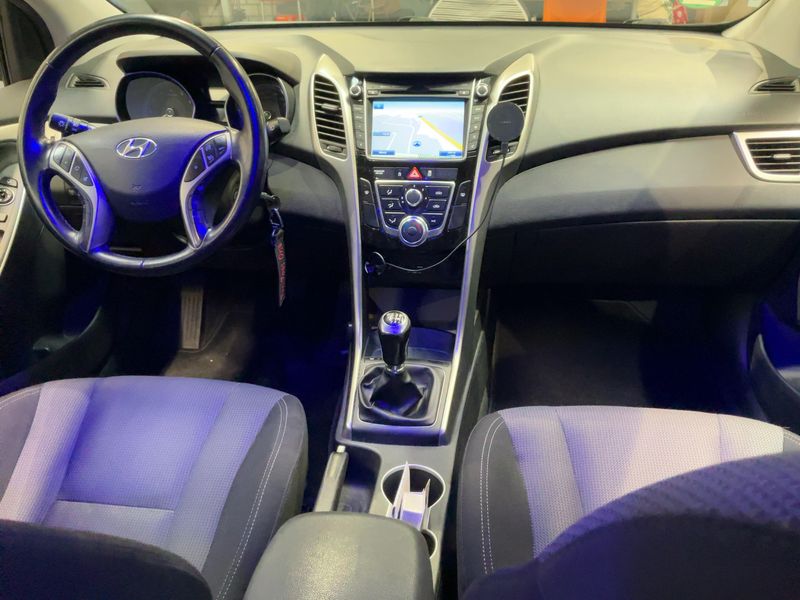 Hyundai i30 1.6 GDI YES! — zdjęcie 12