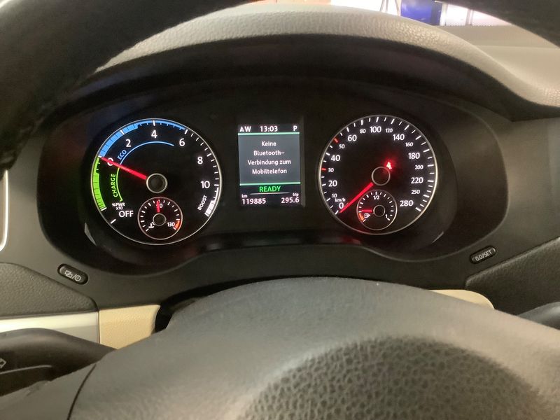 Volkswagen Jetta 1.4 TSI Hybrid Highline — zdjęcie 13