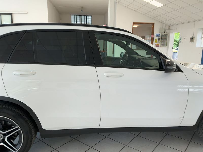 Mercedes-Benz GLC-Klasse GLC 300 d 4Matic Premium — zdjęcie 7