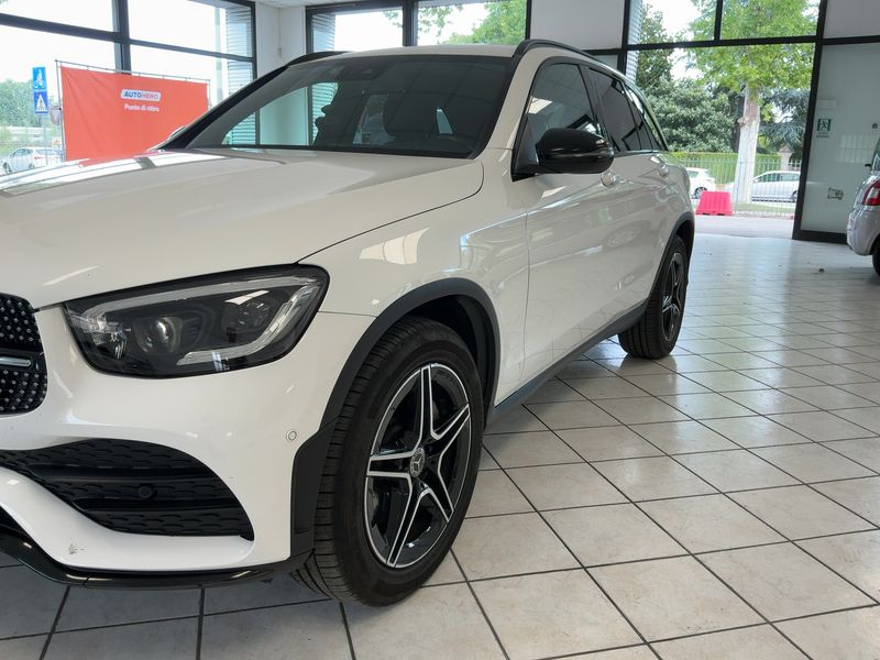 Mercedes-Benz GLC-Klasse GLC 300 d 4Matic Premium — zdjęcie 2