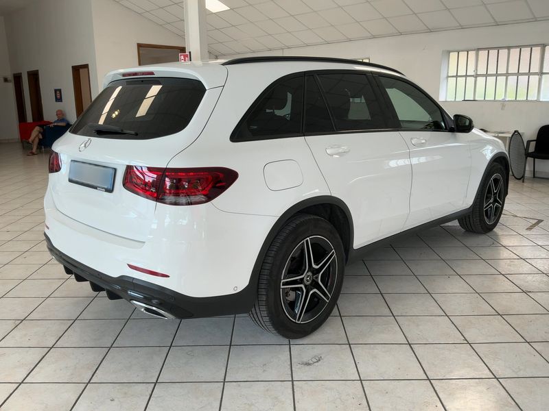 Mercedes-Benz GLC-Klasse GLC 300 d 4Matic Premium — zdjęcie 6
