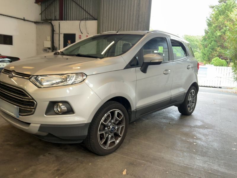Ford EcoSport 1.5 Ti-VCT Titanium — zdjęcie 2