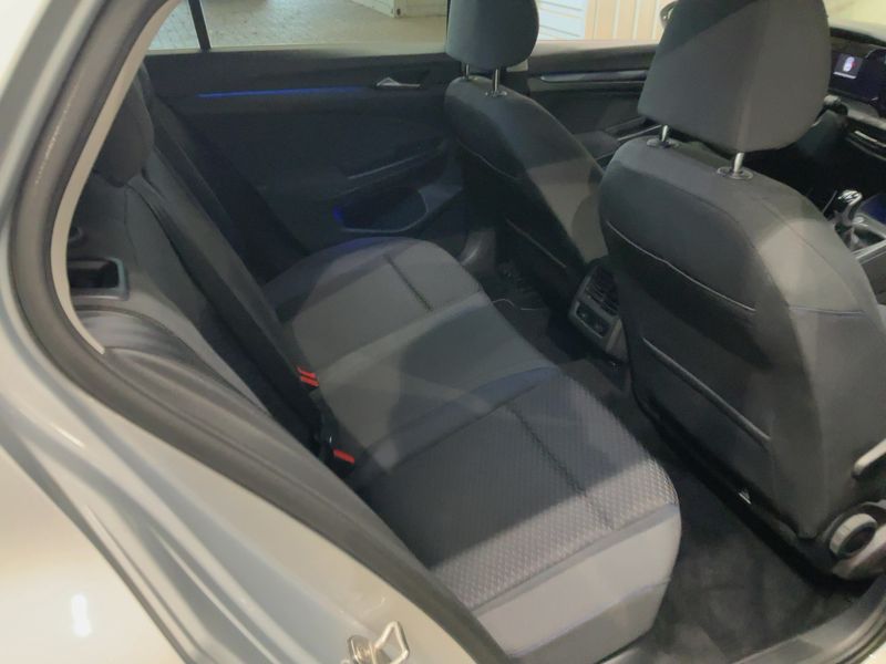 Volkswagen Golf VIII 1.0 TSI United — zdjęcie 14