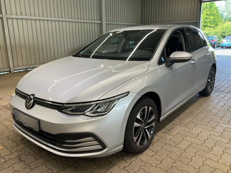Volkswagen Golf VIII 1.0 TSI United