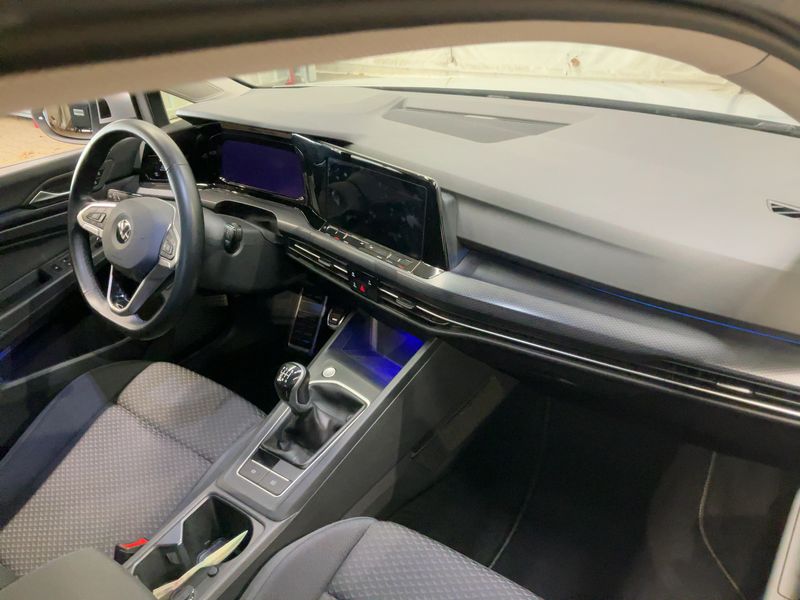 Volkswagen Golf VIII 1.0 TSI United — zdjęcie 12