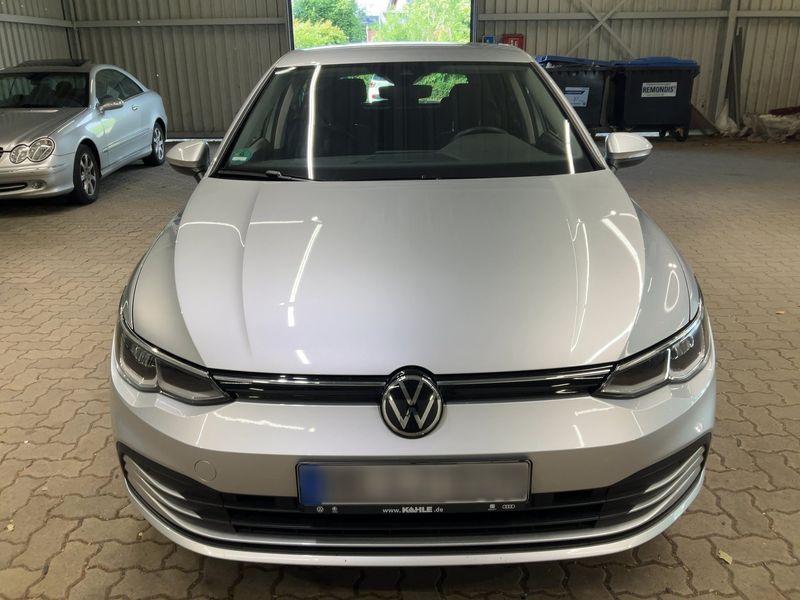 Volkswagen Golf VIII 1.0 TSI United — zdjęcie 9