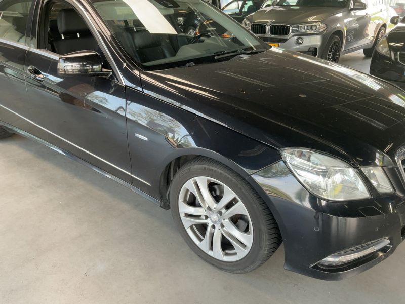 Mercedes-Benz E-Klasse E 200 CGI BlueEfficiency Avantgarde 2012 – снимка 12