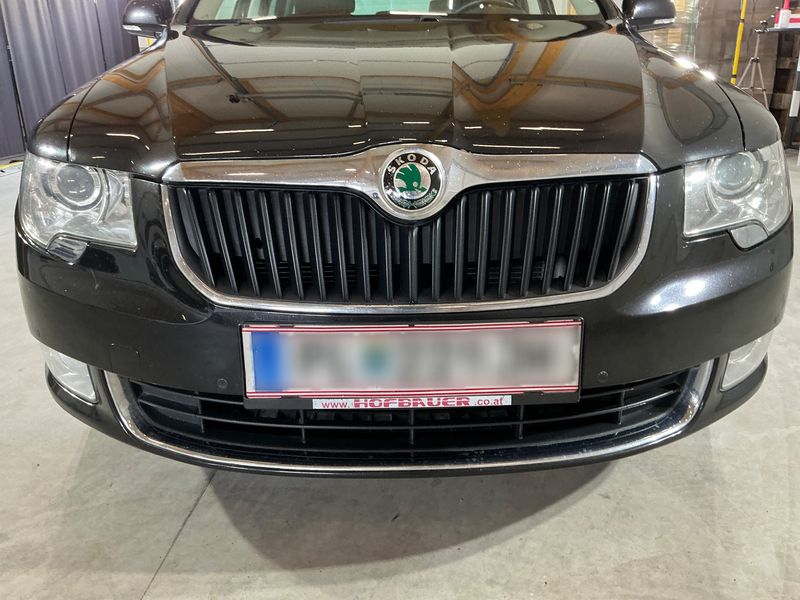 Skoda Superb 2.0 TDI Elegance 2013 – снимка 48