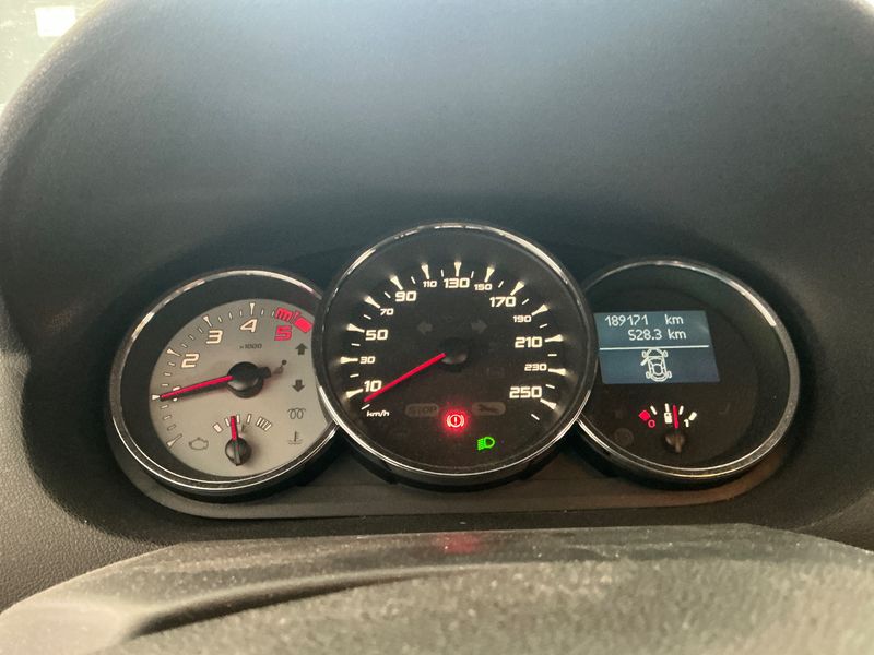 Renault Megane 1.5 dCi GT — zdjęcie 13