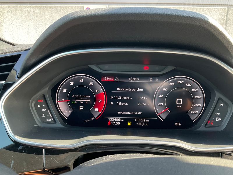 Audi Q3 35 TFSI S line — zdjęcie 13