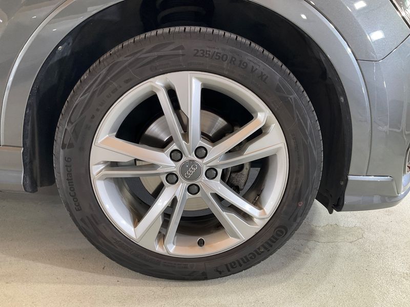 Audi Q3 35 TFSI S line 2019 – снимка 11