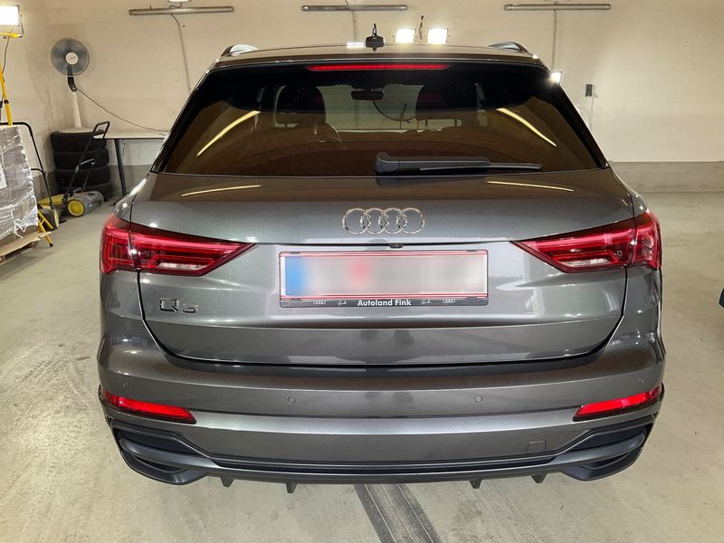 Audi Q3 35 TFSI S line — zdjęcie 5