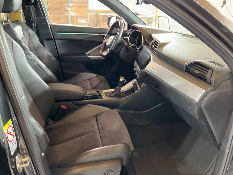 Audi Q3 35 TFSI S line — zdjęcie 11