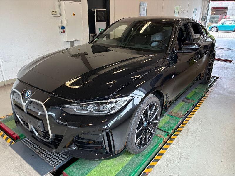 BMW i4 2023