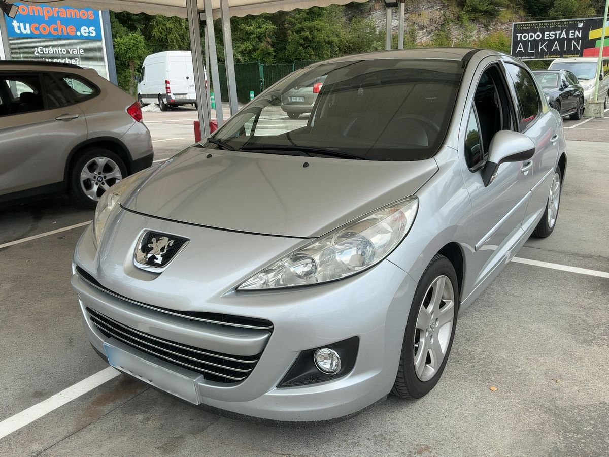 Peugeot 207 2011