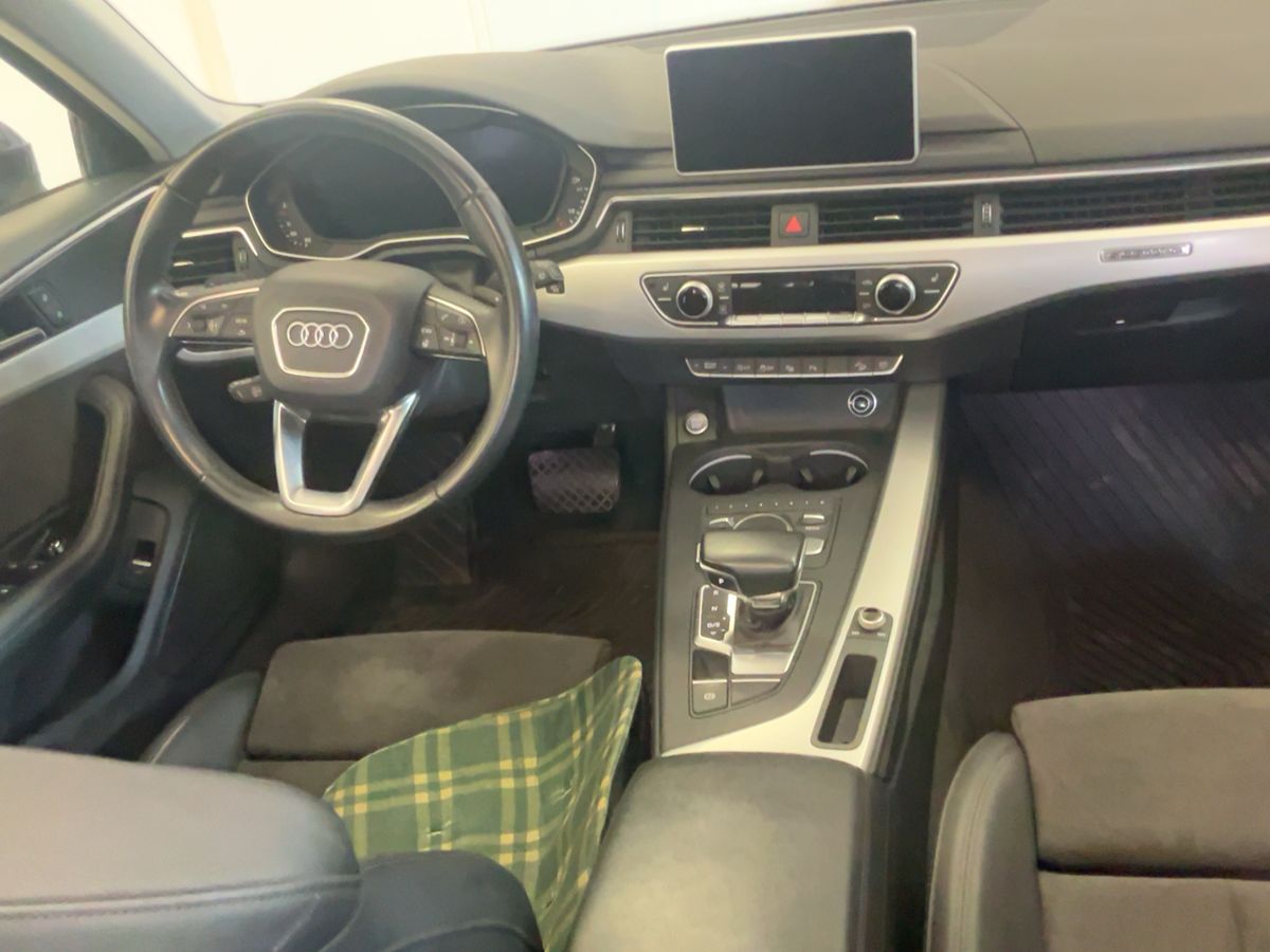 Audi A4 2017 — photo 18