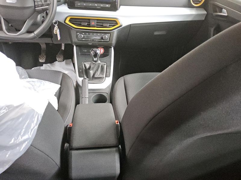 Seat Arona 1.0 TSI Style — zdjęcie 10
