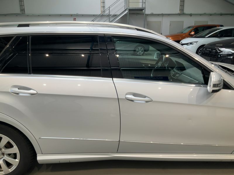 Mercedes-Benz E-Klasse E 250 CDI T BlueEfficiency Avantgarde — zdjęcie 7