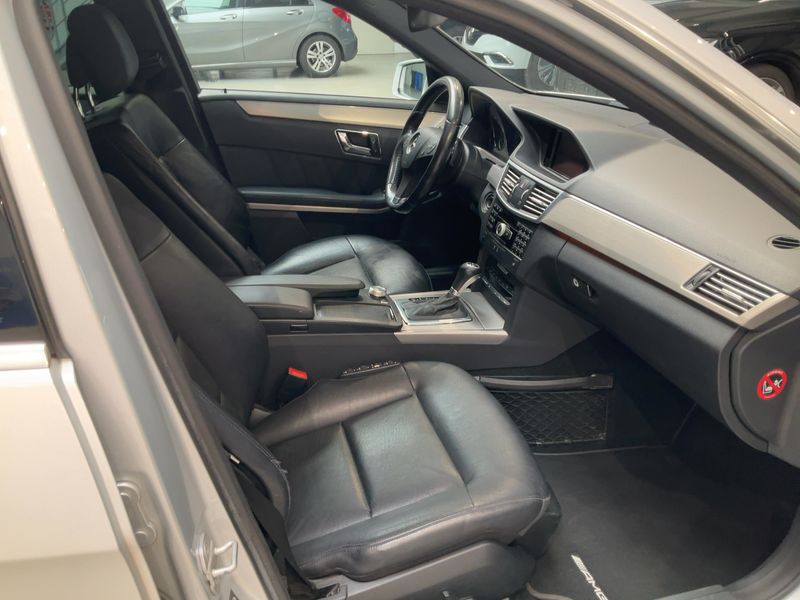 Mercedes-Benz E-Klasse E 250 CDI T BlueEfficiency Avantgarde — zdjęcie 11