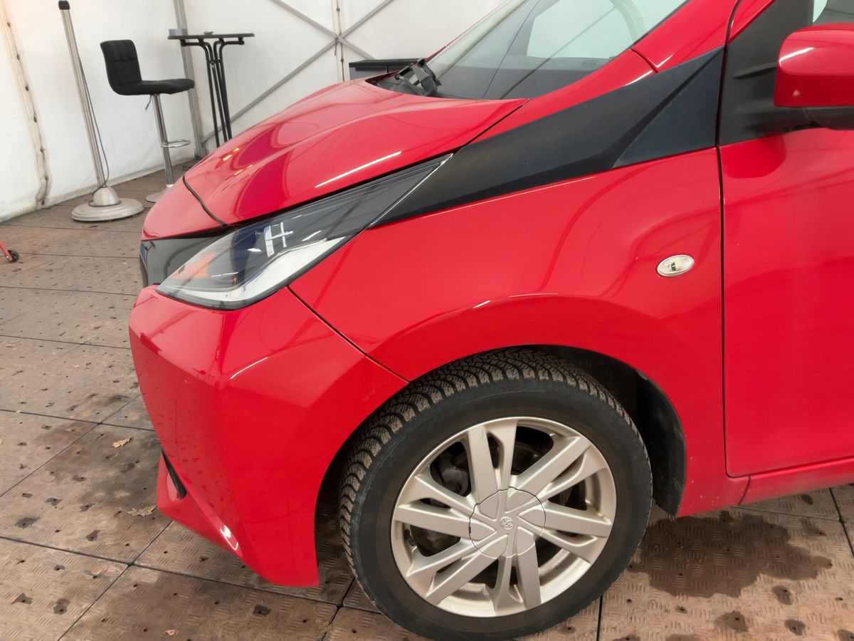 Toyota Aygo 1.0 X-Play Touch