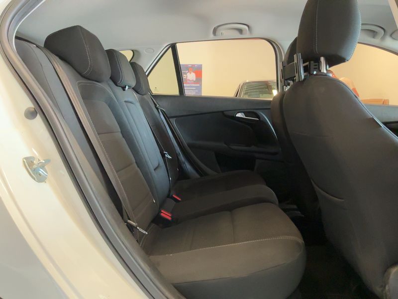 Fiat Tipo 1.6 JTDM Lounge — zdjęcie 14