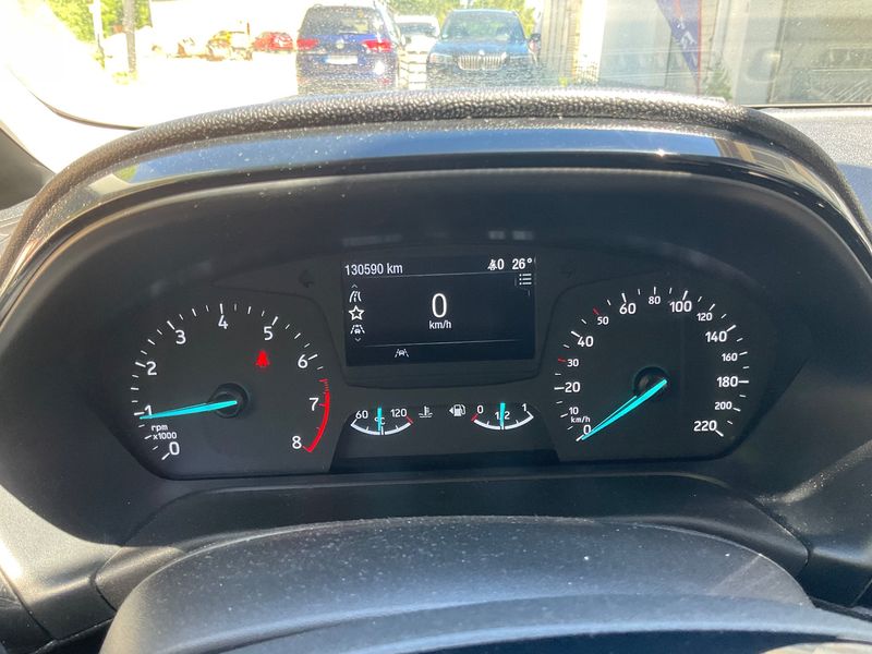 Ford Fiesta 1.1 Trend — zdjęcie 13