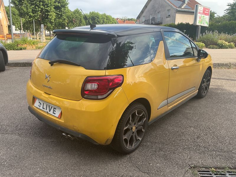 Citroen DS3 1.6 HDi SportChic — zdjęcie 2