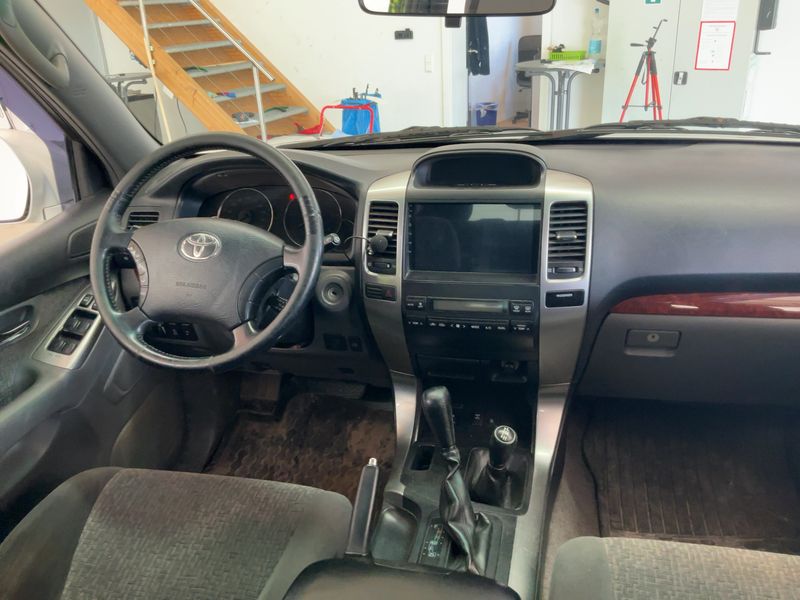 Toyota Land Cruiser 3.0 D-4D — zdjęcie 12