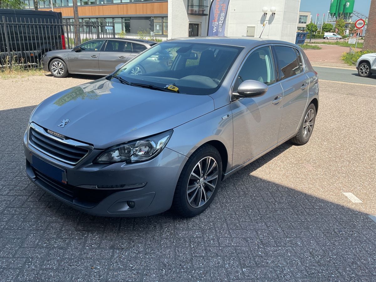 Peugeot 308 2015