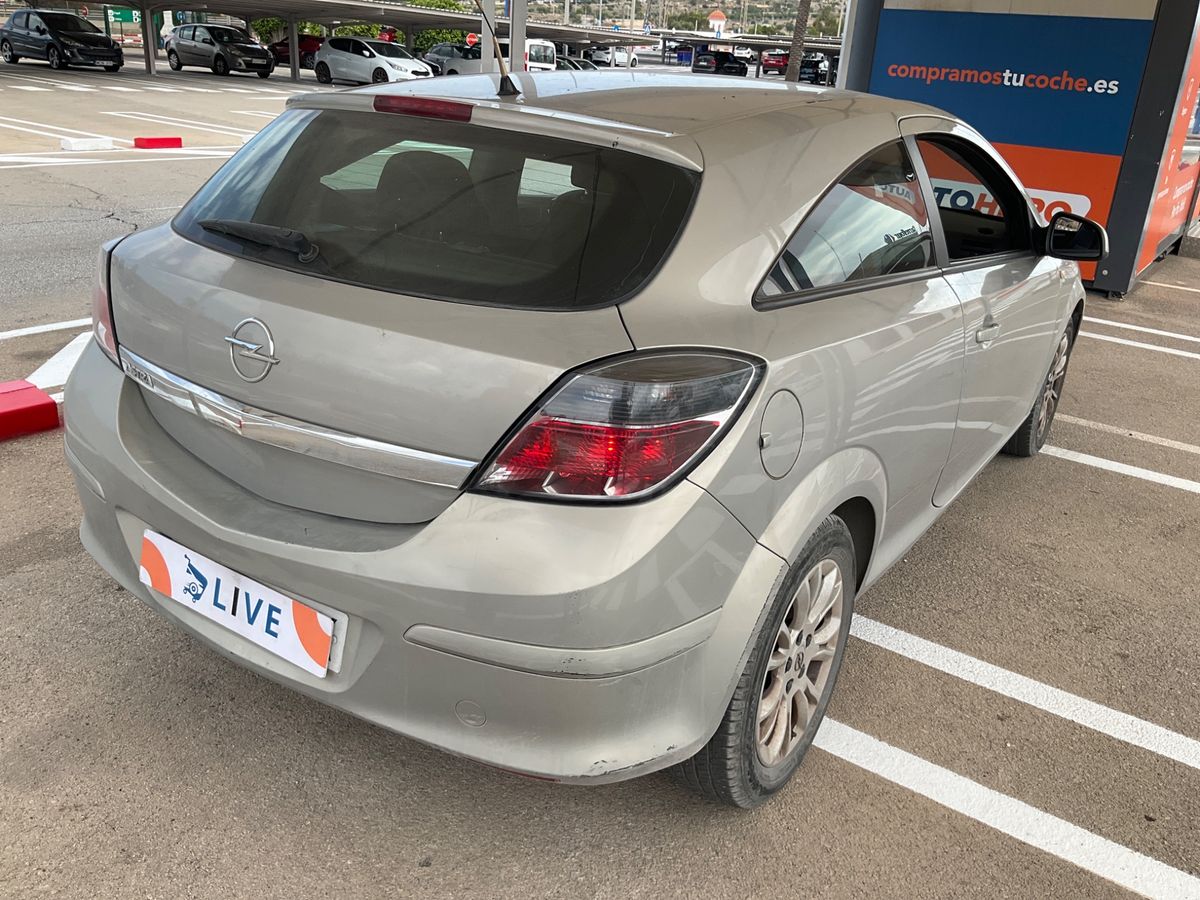 Opel Astra GTC 1.7 CDTI Energy