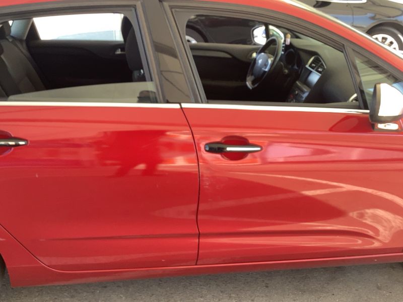 Citroen C4 1.6 Blue-HDi Feel Edition — zdjęcie 7