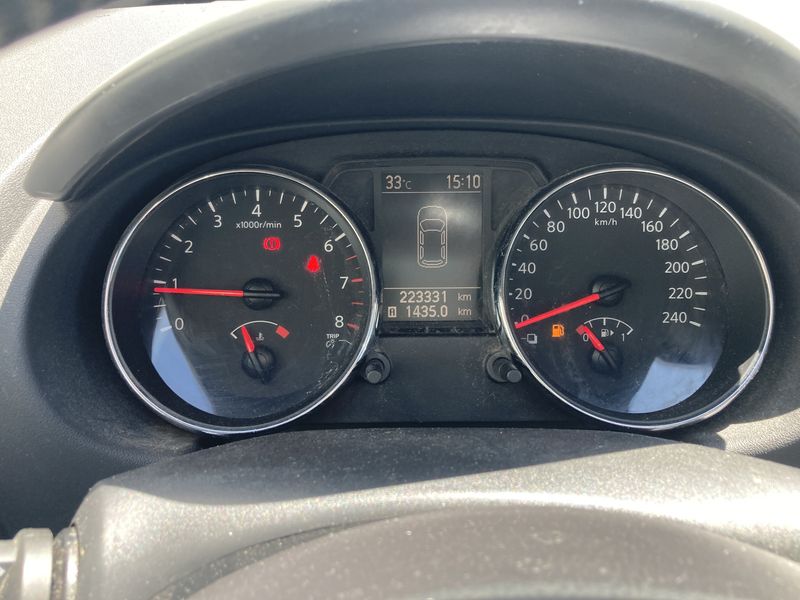 Nissan Qashqai 1.6 Acenta — zdjęcie 12
