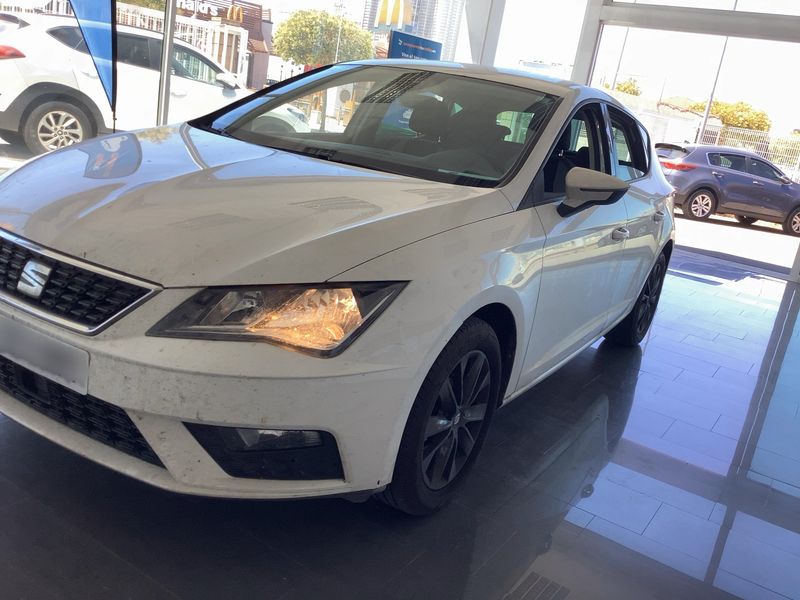Seat Leon 1.6 TDI Style Visio Edition 2019 – снимка 2
